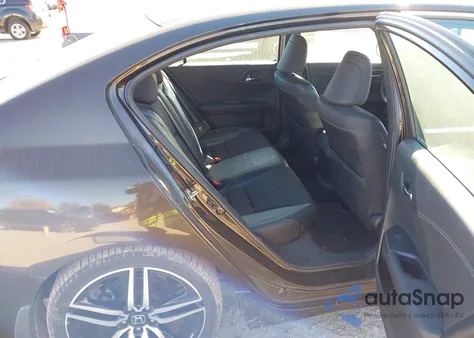 2017 Honda Accord Sport z USA, uszkodzony, nr VIN 1HGCR2F57HA129264